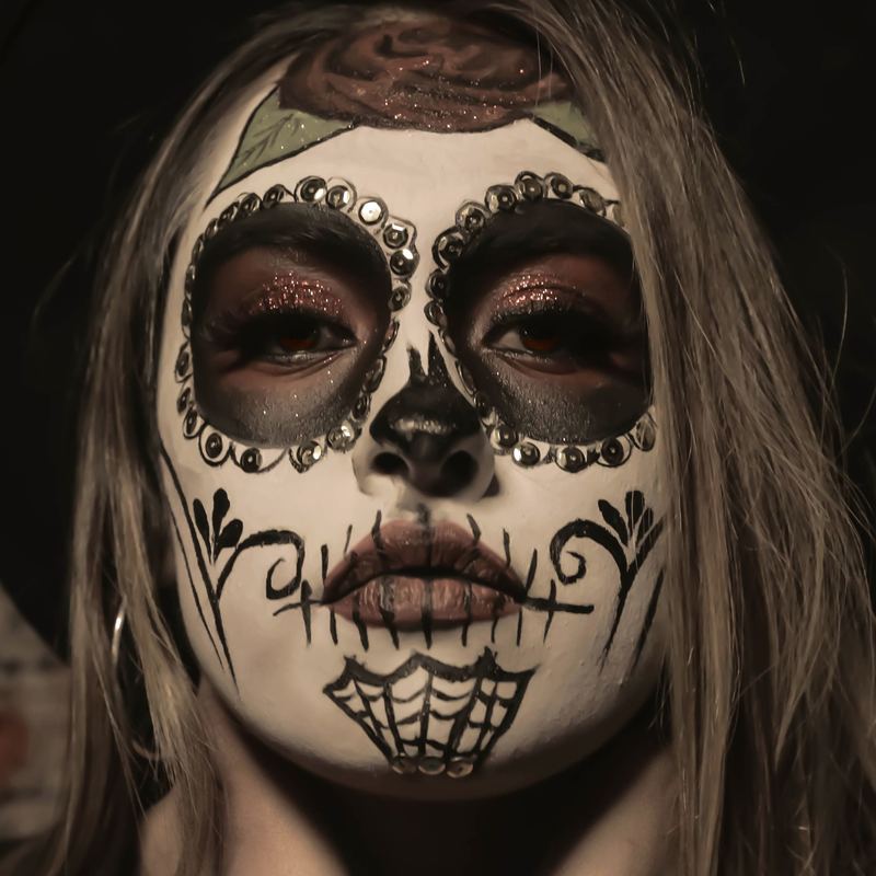 Skull make-up