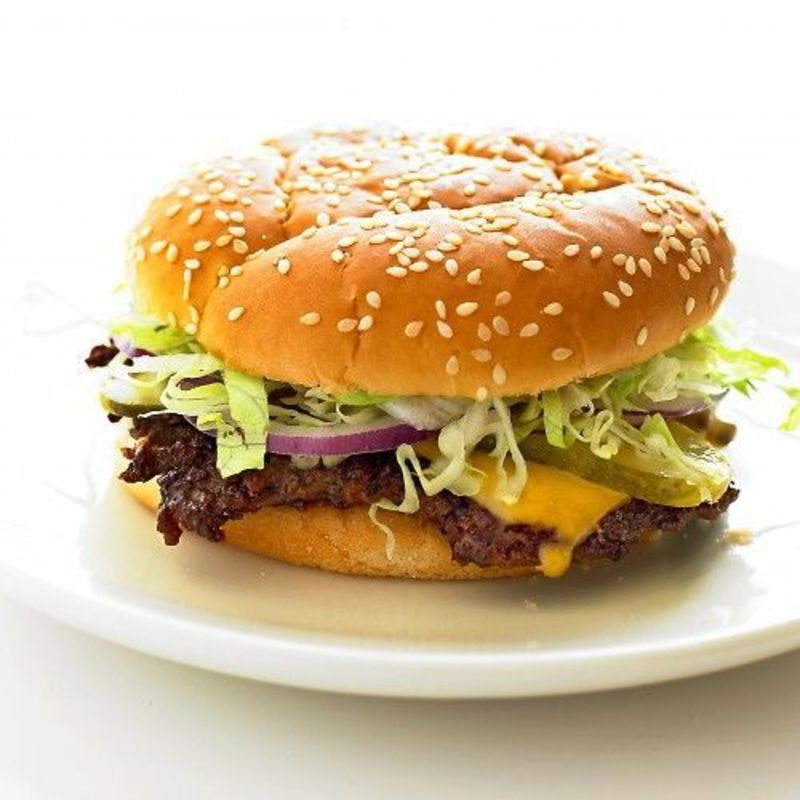 Old-Fashioned Cheeseburger